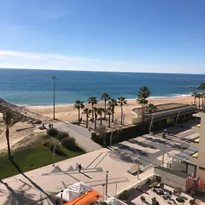 https://studio-sea-view-20m-to-beach-top-quarteira-algarve.hotelaalgarve.com