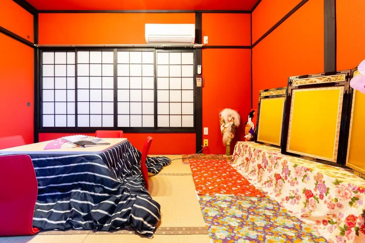 Family House Apartment Osaka