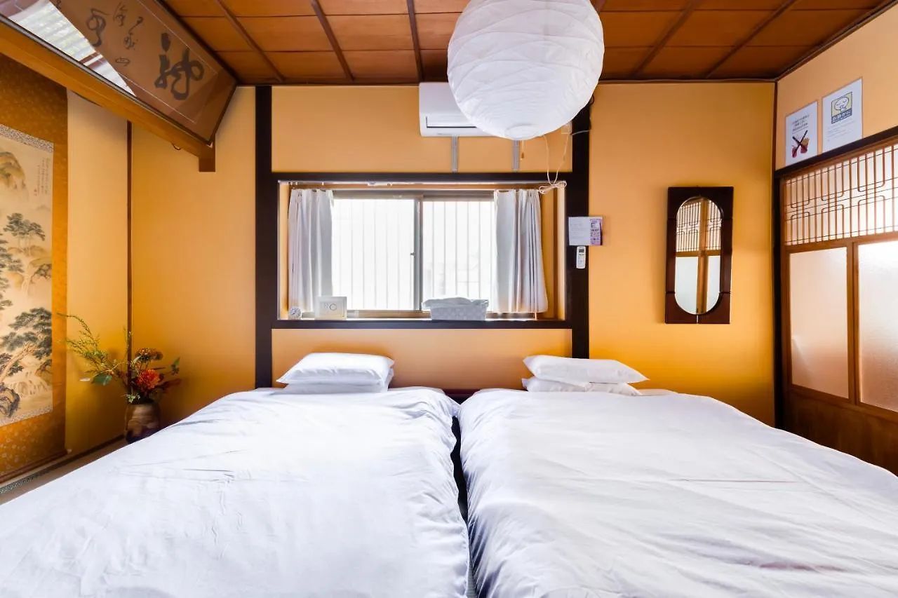 Family House Apartment Osaka